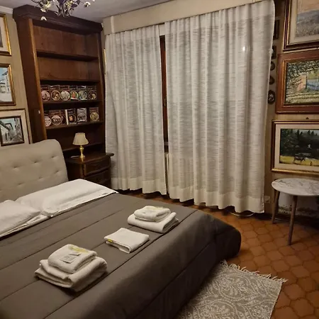 Gabri House Art Gallery * Lucca